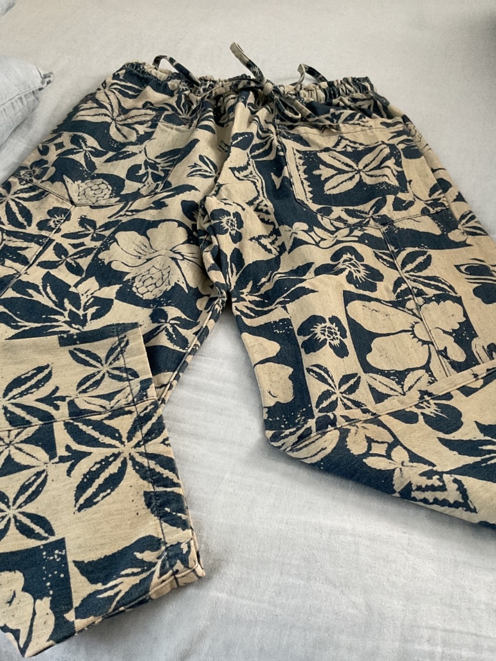 Like New We the Free Cotton Pull On Pants M